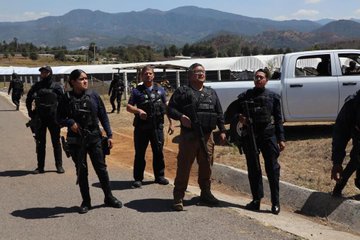 Jornada violenta deja 10 muertos y dos policías heridos en Michoacán
