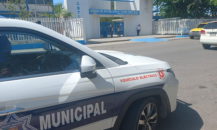 Hallan cigarro con droga en prepa