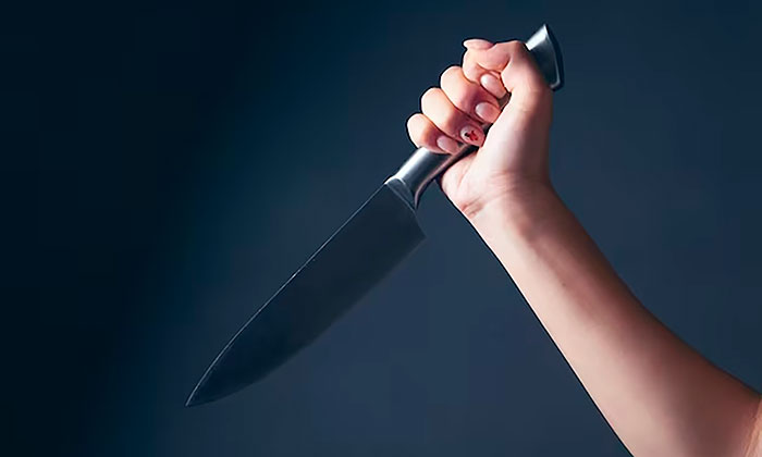 Ataca mujer con cuchillo a su pareja en Privadas del Real