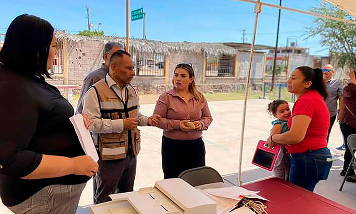 Familias reciben certeza jurídica y seguridad social por parte de Cebyc y del Cabildo