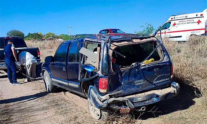 Deja accidente cuatro heridos en la carretera San Pedro El Saucito-Estación Zamora