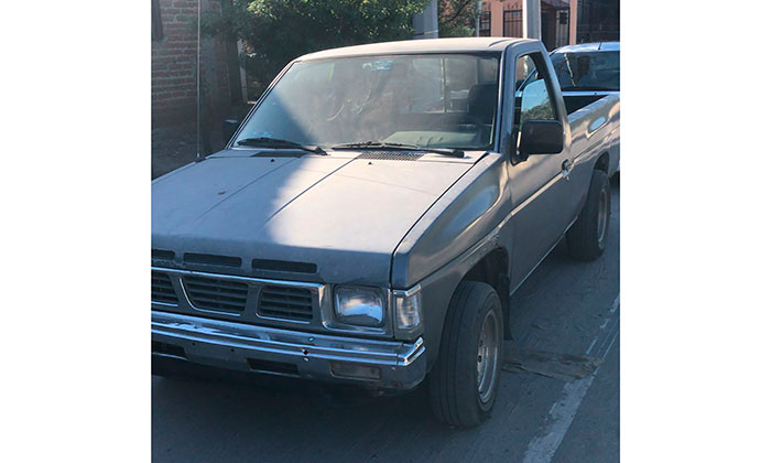 Abandonan un vehículo robado en la colonia Jacinto López