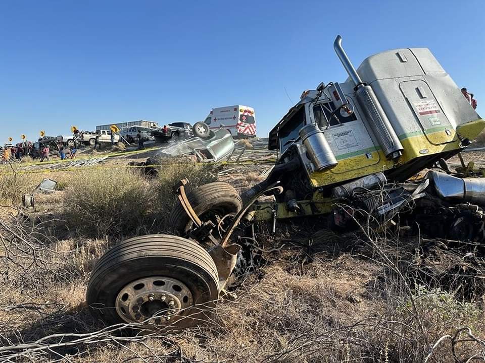Identifican a cuatro fallecidos en accidente en la carretera Caborca-Sonoyta