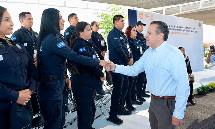 Se suman 40 nuevos agentes a la Policía Municipal; Son 17 mujeres y 23 hombres