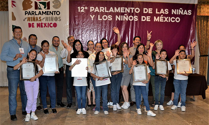 Participa alumnado sonorense en 12° Parlamento de las Niñas y los Niños de México