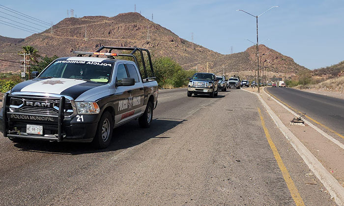 Localizan vehículo con droga en Guaymas