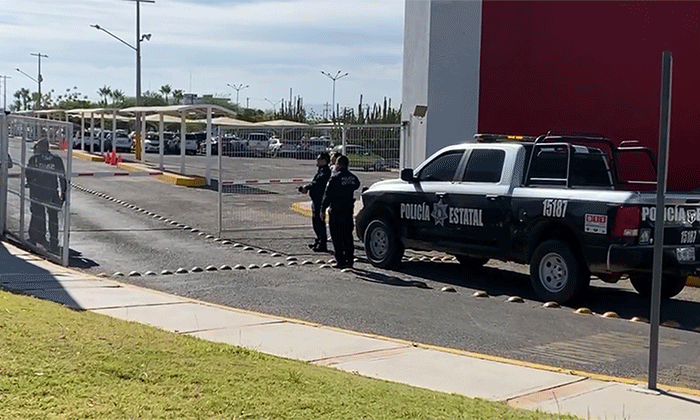 Moviliza a policías supuesto ataque a estudiante en la Universidad del Valle de México