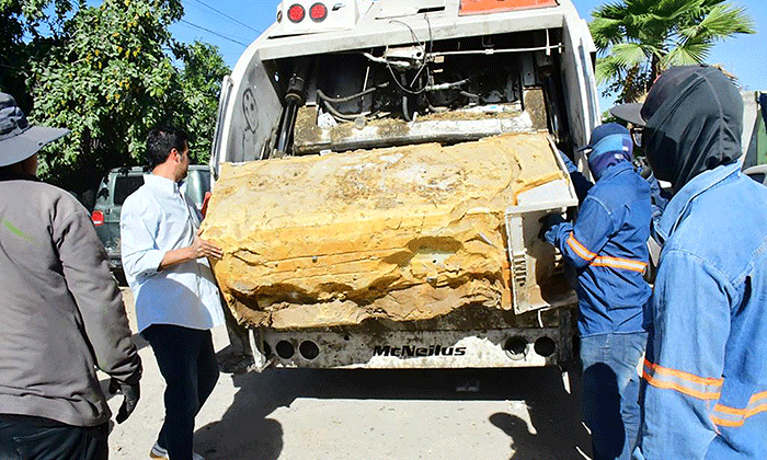 Responden vecinos a descacharre en la colonia Internacional