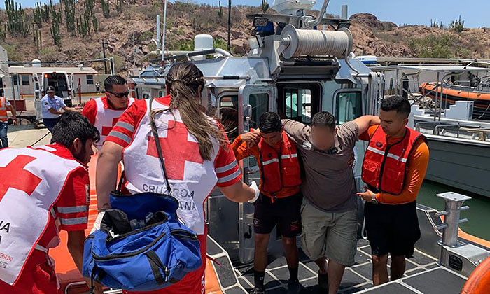 Auxilia Semar a pescador en Guaymas