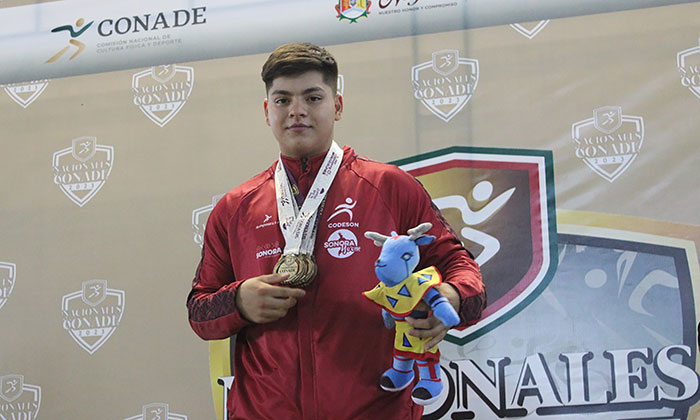 Alumno del Cecyte gana tres medallas en pesas en los Juegos Nacionales Conade