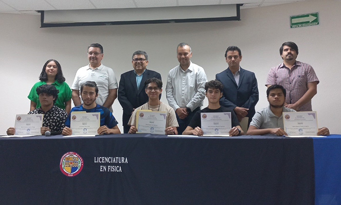 Destacan alumnos del Cobach en concurso regional