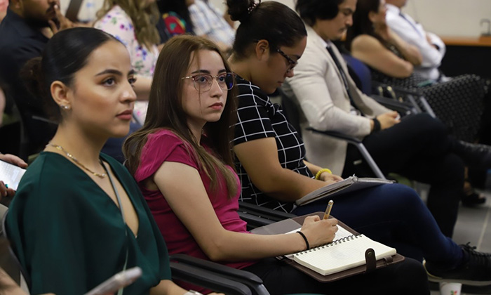 Llaman a inscribirse a posgrados en el Creson