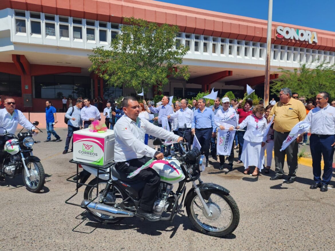 Entrega Gobierno del Estado 59 motocicletas al Servicio Postal Mexicano