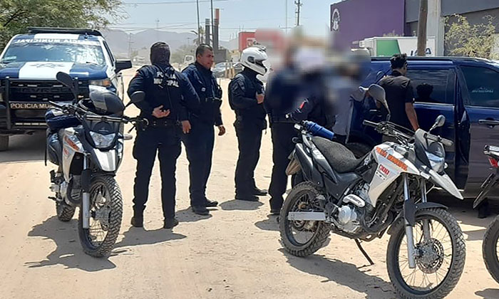 Detienen a presunto ladrón de motocicleta en la colonia Gómez Morín