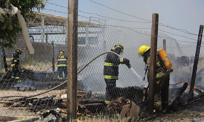 Repuntan incendios en la ciudad; Advierten elementos de Bomberos