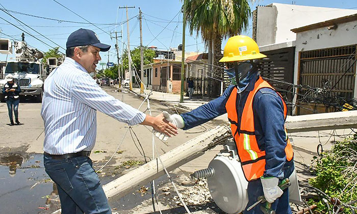 Supervisa alcalde atención a daños tras tormenta