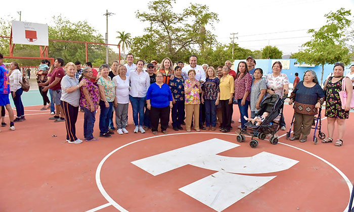 Rehabilitan parque en Virreyes; Autoridades municipales