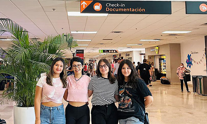 Asisten a campamento de ciencias WiSci México 2023; Alumnas de Cobach