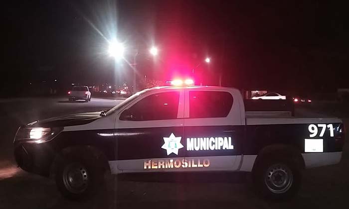 Detienen a mujer ebria por golpear a policía en la colonia Adolfo de la Huerta