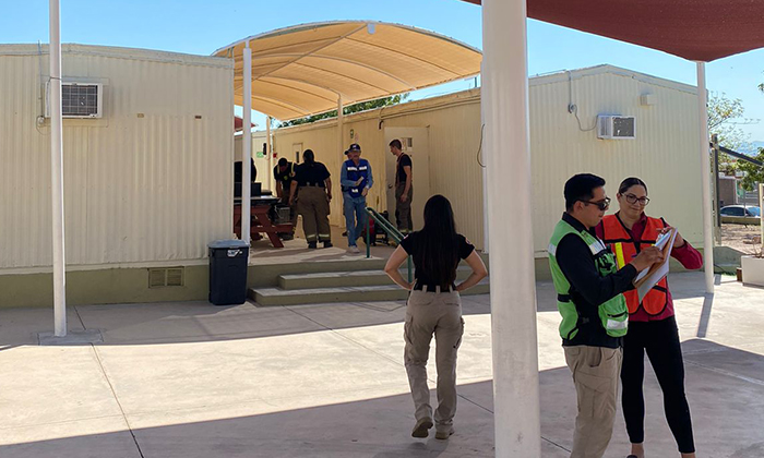 Evacuan a niños de campamento por conato de incendio En el colegio Palo Alto