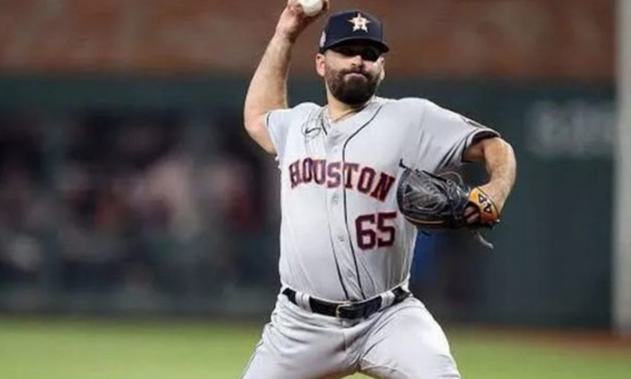 Salva Urquidy a los Astros y vencen a Boston