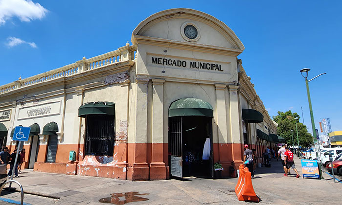 Preocupa a locatarios cierre de Mercado Municipal en octubre próximo