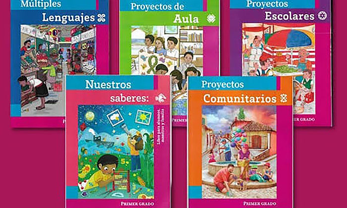 Defiende contenido de nuevos libros de texto