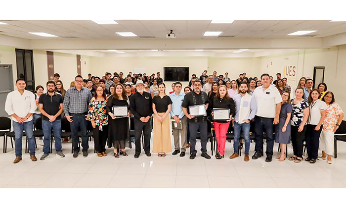 Reconocen colaboración de docentes en Universidad Estatal de Sonora