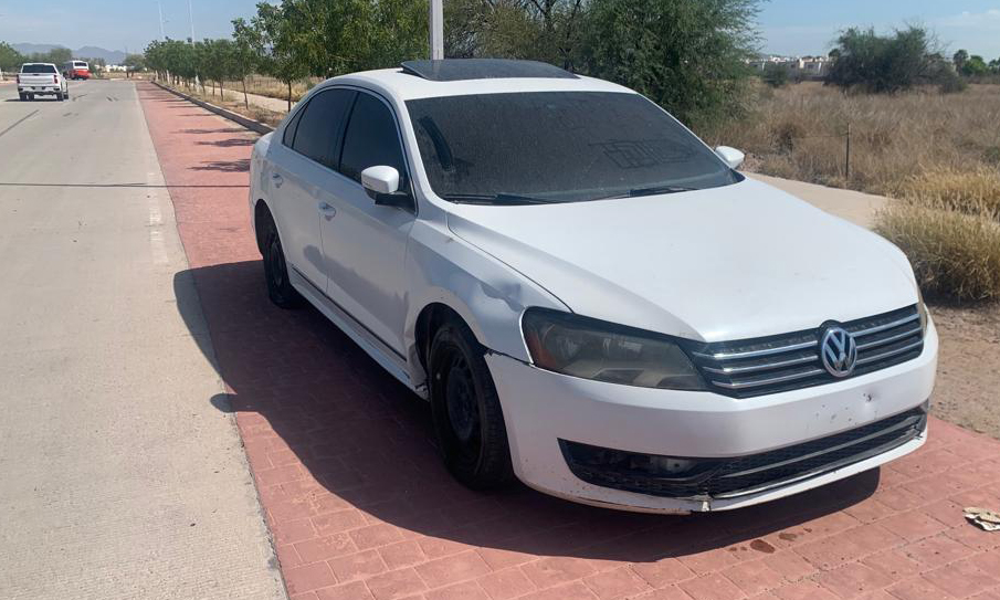 Abandonan vehículo robado en Bonaterra