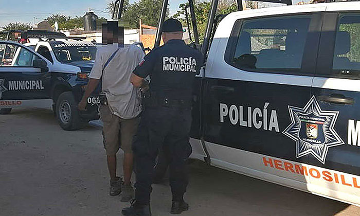 Detienen a sujeto por agredir a su esposa en la colonia Los Ángeles