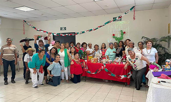 Realiza CIF e INAPAM fiesta patria para adultos mayores en Guaymas