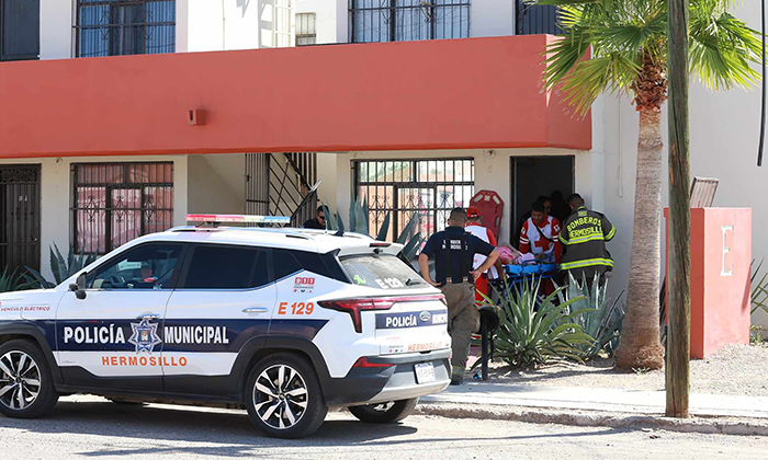 Rescatan a mujer de la tercera edad en la colonia Las Isabeles