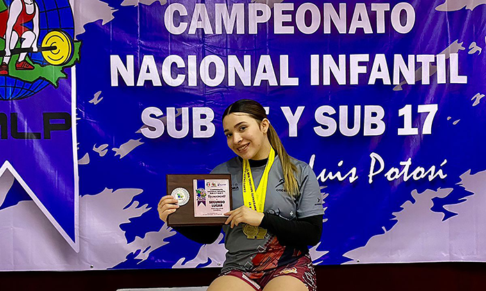 Gana estudiante del Cecytes oro en halterofilia en competencia nacional infantil