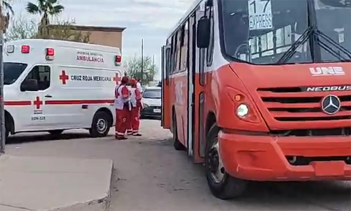 Choca otro camión a auto en la colonia Paseos del Pedregal