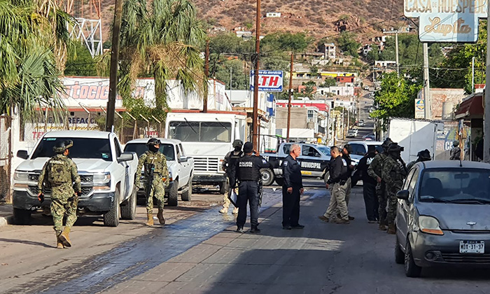 Hieren a balazos a dos hombres en el Centro de Guaymas