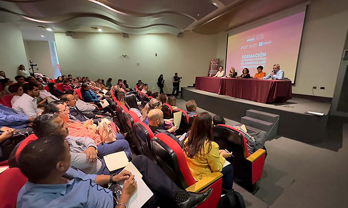 Capacitan a docentes en beneficio de 12 mil estudiantes con programa avalado por la Unesco