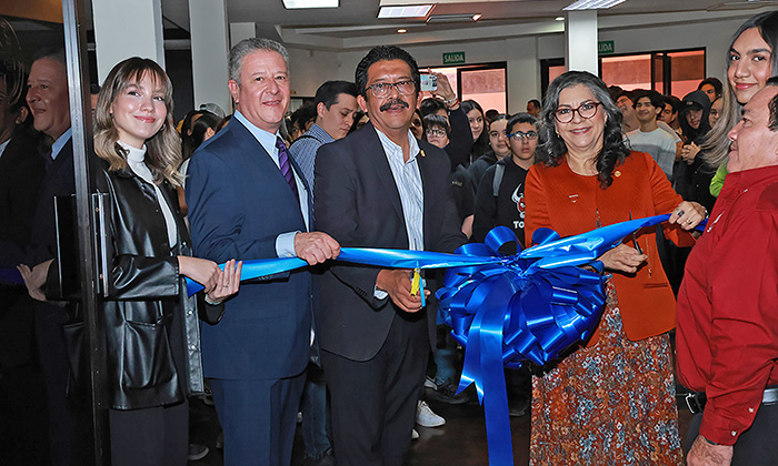 Realizan Muestra Estudiantil de Ciencias Químico Biológicas en la cuadragésima edición