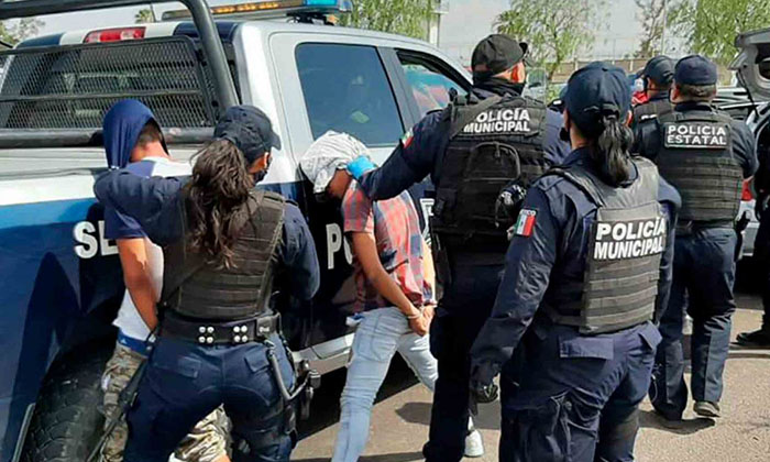 Arrestan a sujetos armados con cuchillos y machete en diversos sectores de Hermosillo