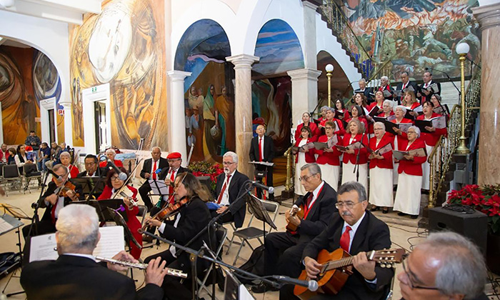 Jubilados de Isssteson ofrecen Concierto Coral en Palacio de Gobierno