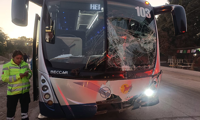 Resulta pasajera herida en ‘camionazo’ en Vícam