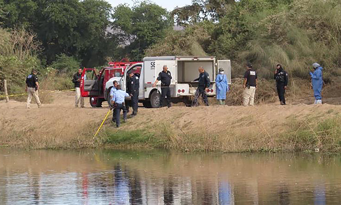 Hallan cuerpo de joven flotando en Canal Bajo en Cajeme