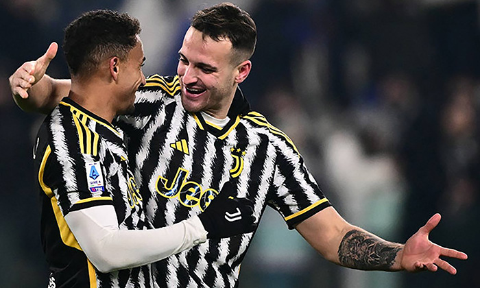 Juventus se impone a Nápoles por 1-0; Toma liderato de la Serie A