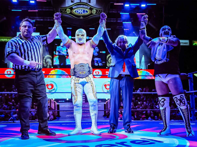 Místico retiene su título y lanza un desafío en el 91 aniversario del CMLL