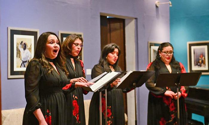 Rinde FAOT tributo a mujeres en la música en el Museo Costumbrista de Sonora