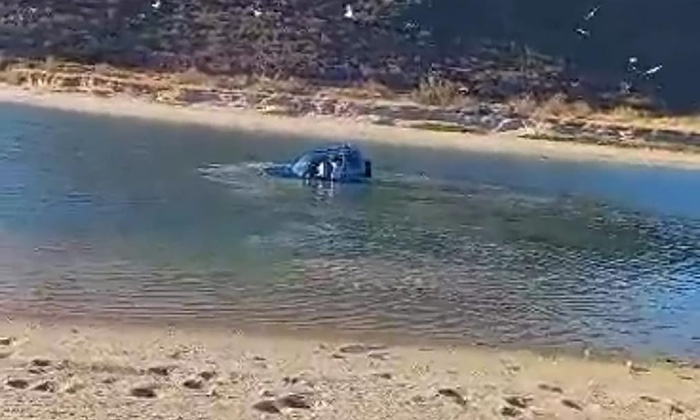 Intenta suicidarse y se lanza al mar en auto en la Bahía Bacochibampo