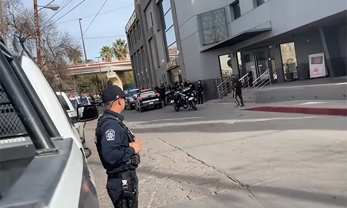 Dejan en hospital a hombre herido de bala en Nogales