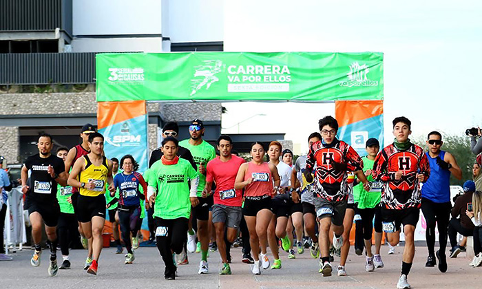 Corren en la Sexta Carrera de Va Por ellos con 500 participantes