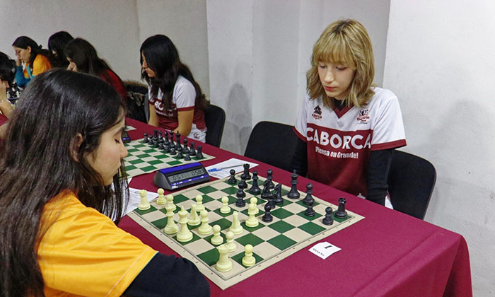 Realizan primera “movidas” en el ajedrez en los estatales de Codeson
