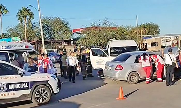 Deja choque ocho heridos en el bulevar Quiroga y avenida De los Yaquis