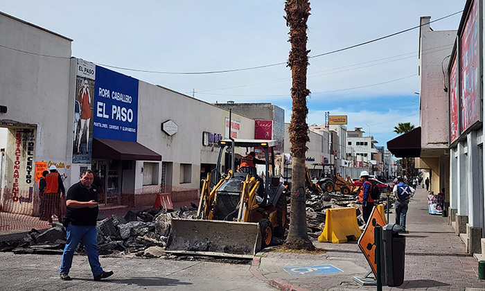 Obras generan caos vial en Centro en el Primer día de trabajo